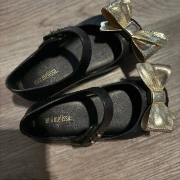 Mini Melissa Ultragirl Classic Mary Jane Flats Black Gold Bow - Picture 7 of 7